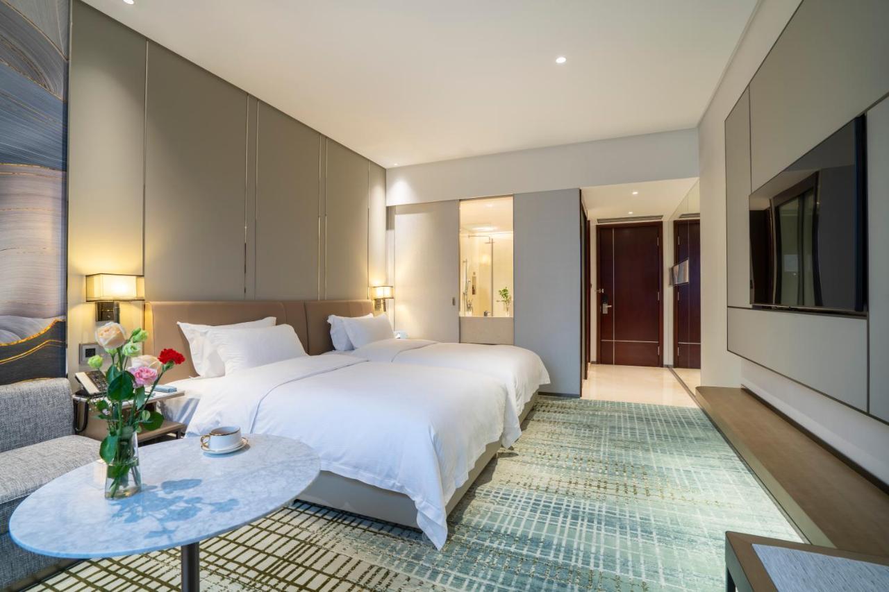 Victoria Hotel Guangzhou Zhujiang New Town Exterior foto